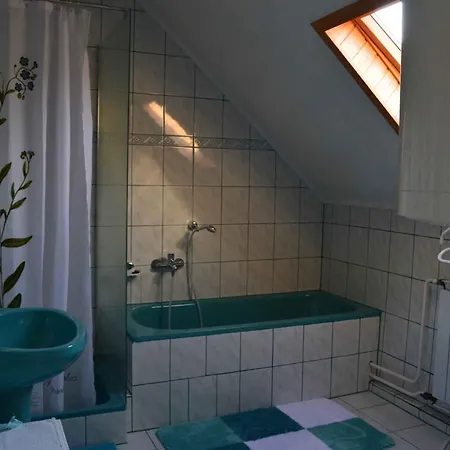 18 Apartman Gyenesdiás